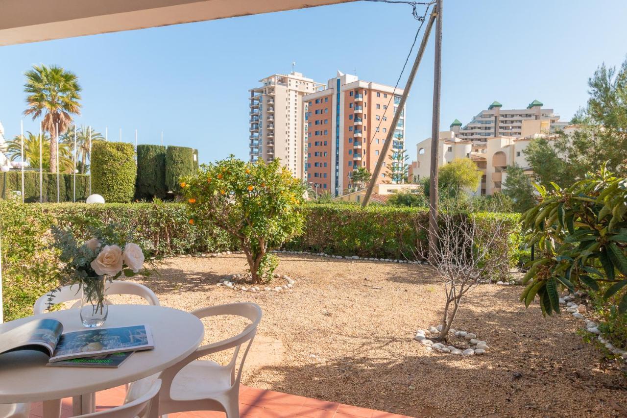 Bungalows Aparto Residence Galetamar カルプ エクステリア 写真