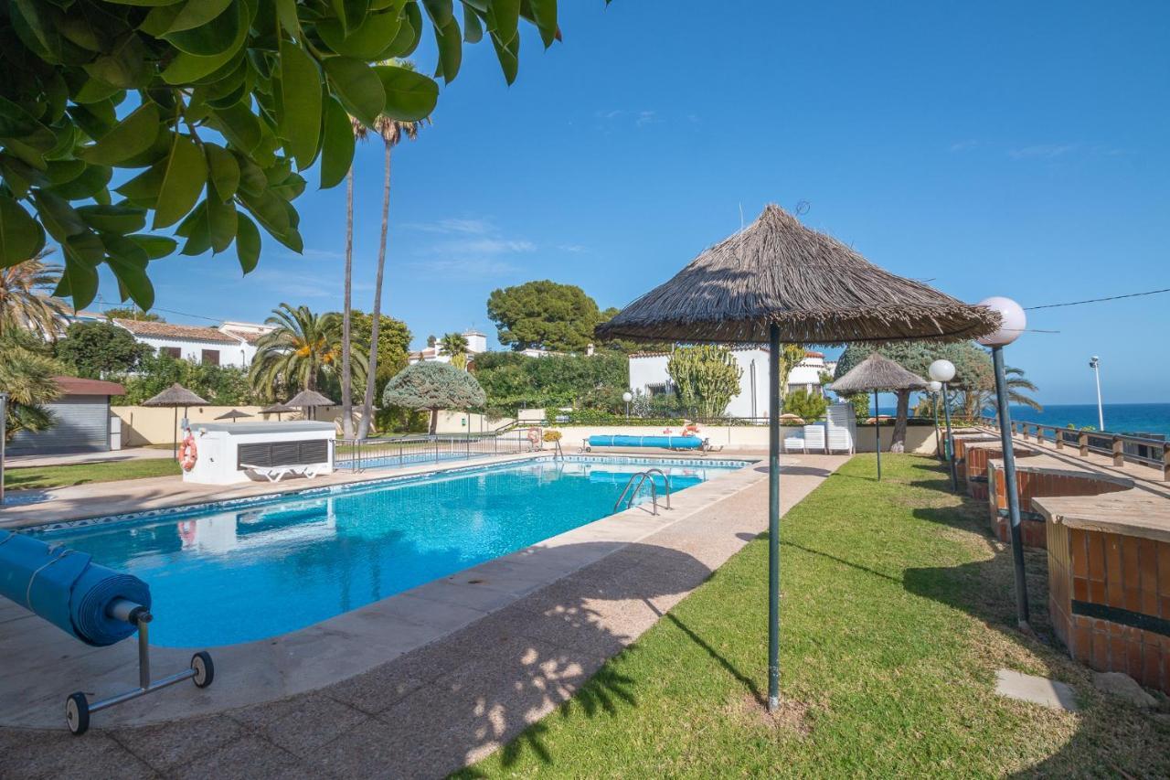 Bungalows Aparto Residence Galetamar カルプ エクステリア 写真