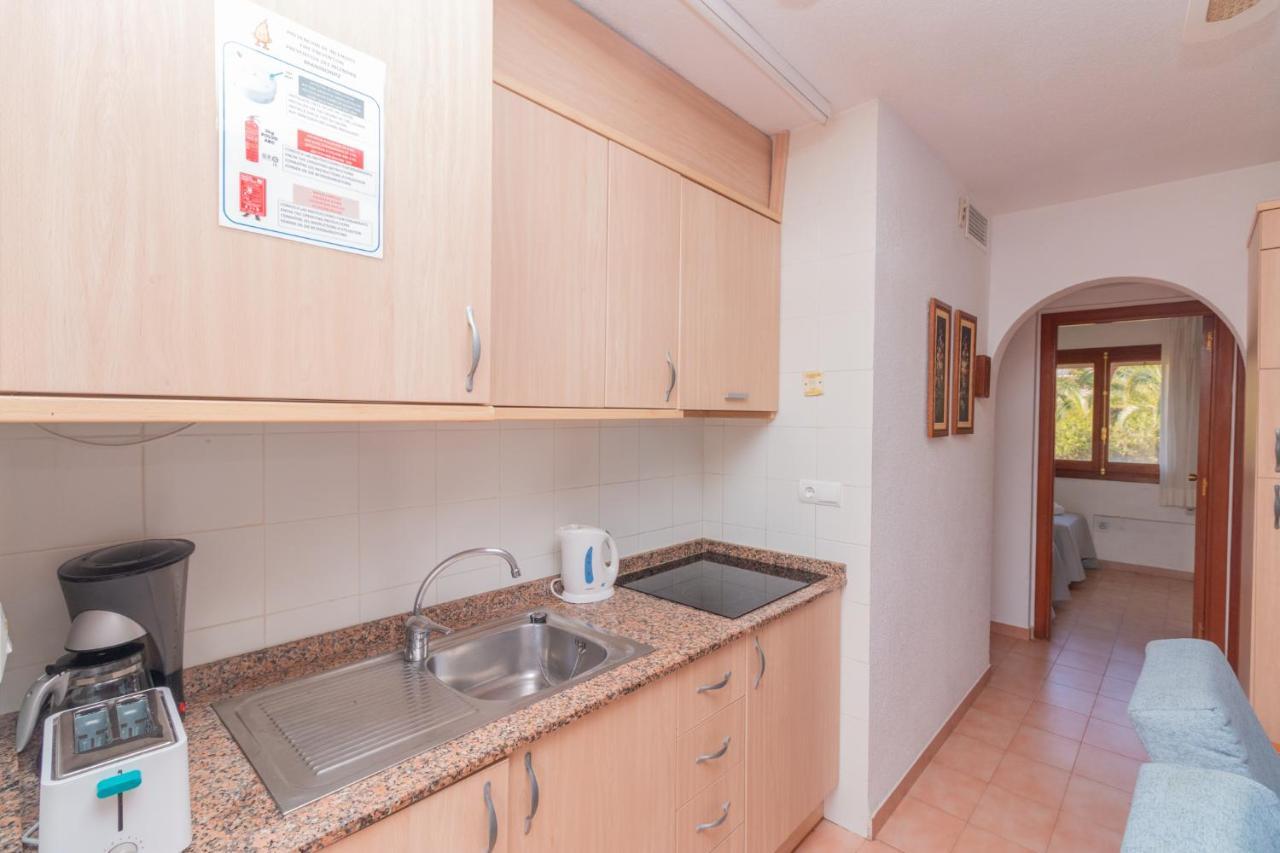 Bungalows Aparto Residence Galetamar カルプ エクステリア 写真
